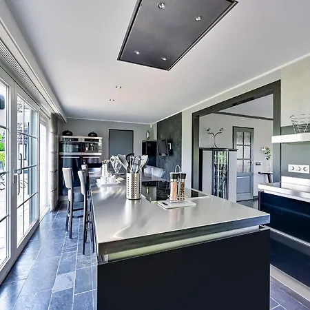 Villa Tasteful In With Garden, Cleaning Included